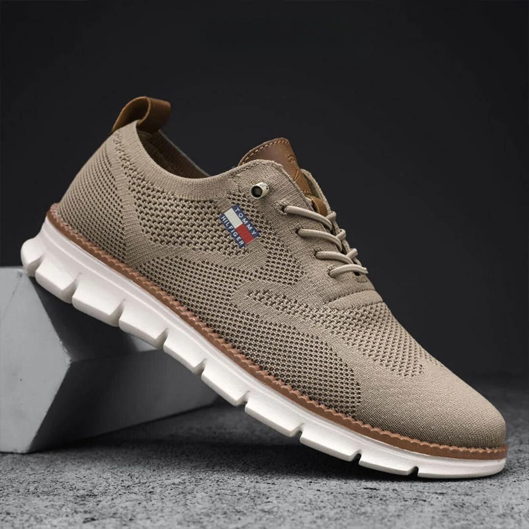 Zapatos ortopédicos modernos con malla